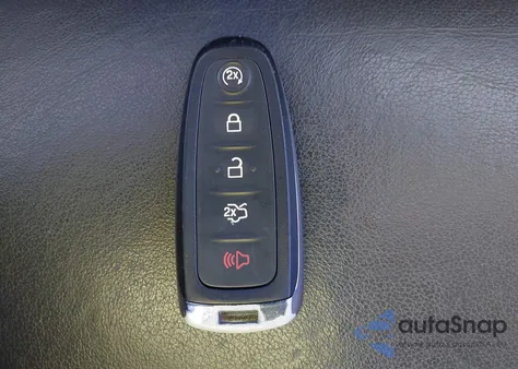 2016 Ford Escape Titanium из США, поврежденный, VIN 1FMCU9J93GUB27603